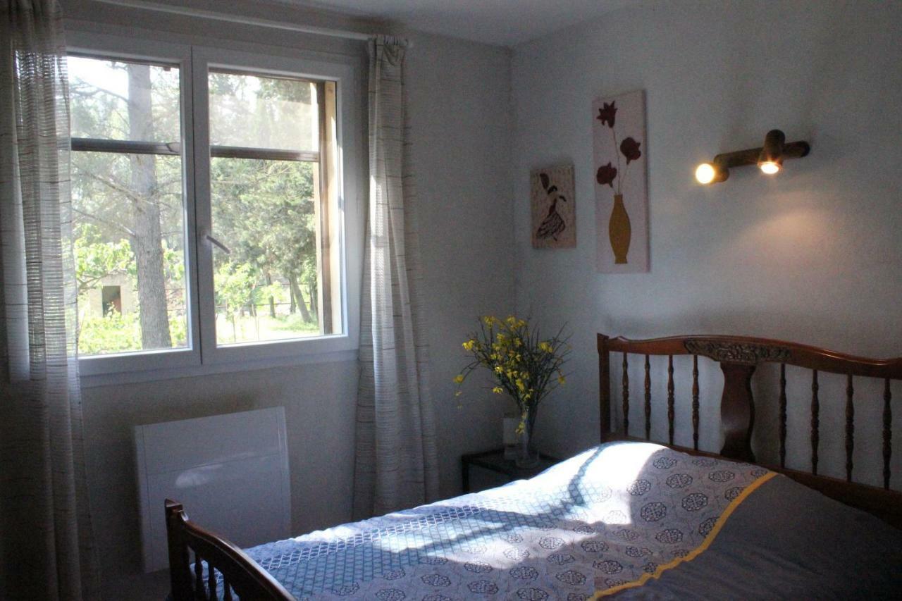 B&B Le Petit Frigouye Rochefort du Gard Bagian luar foto